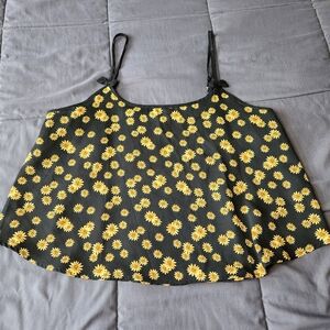 E Hanger M Flower Tank Top